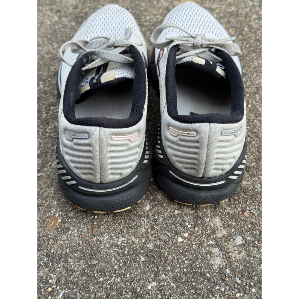 Brooks Adrenaline GTS 22 Womens Running Shoes Grey Black 1203531B035 Size 6 - Picture 3 of 8